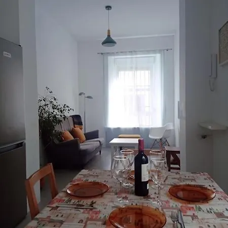 Дом отдыха Town House With Rooftop Terrace Севилья