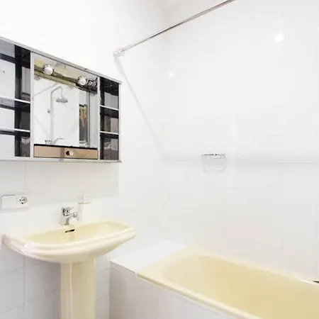 Town House With Rooftop Terrace Севилья