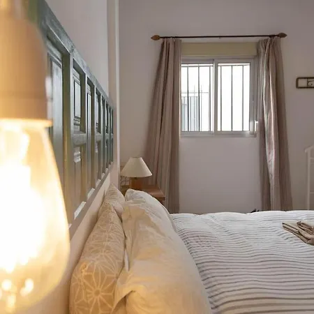 Town House With Rooftop Terrace * Севилья