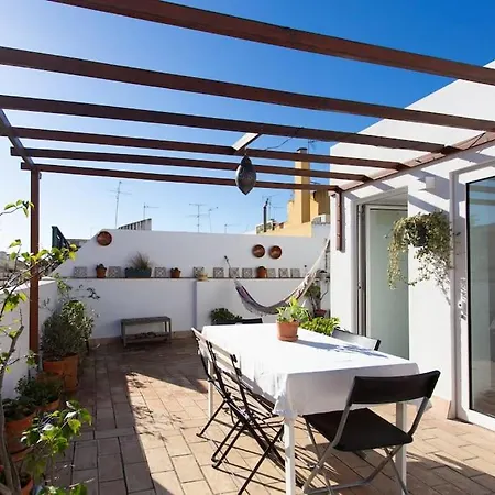 Дом отдыха Town House With Rooftop Terrace Севилья